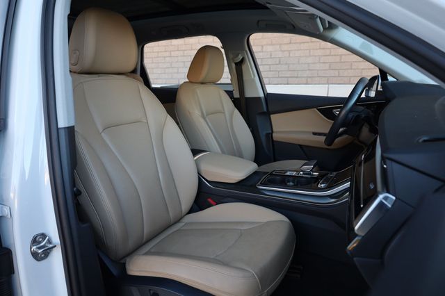 2021 Audi Q7 Premium Plus 55 TFSI quattro - 22949438 - 25