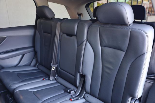 2021 Audi Q7 Premium Plus 55 TFSI quattro - 23015953 - 22