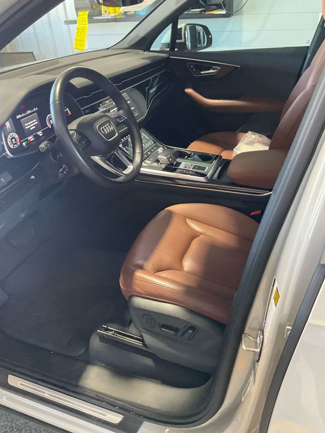 2021 Audi Q7 Premium Plus 55 TFSI quattro - 23047990 - 5