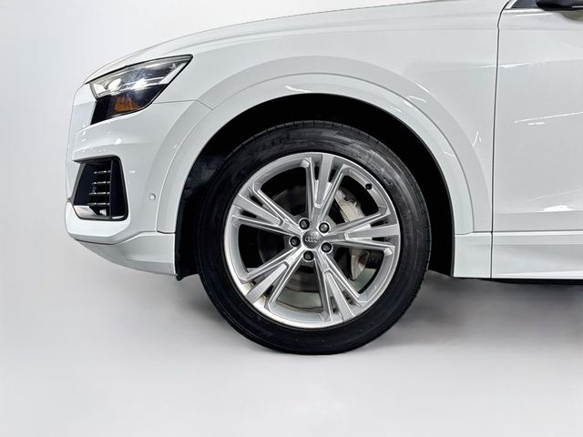 2021 Audi Q8 55 Premium - 23067143 - 22