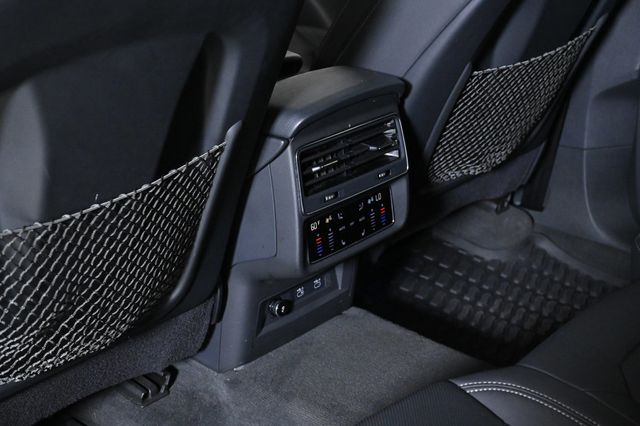 2021 Audi Q8 55 Premium Plus - 22936263 - 17