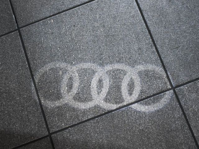 2021 Audi Q8 55 Premium Plus - 22913117 - 20