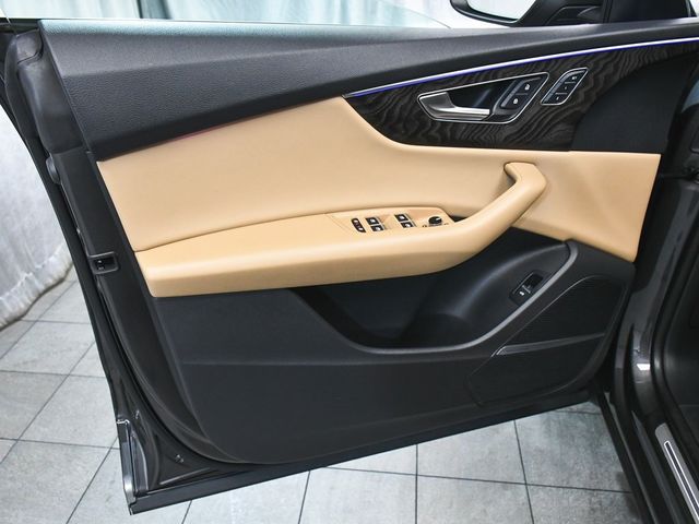 2021 Audi Q8 55 Premium Plus - 22913117 - 8