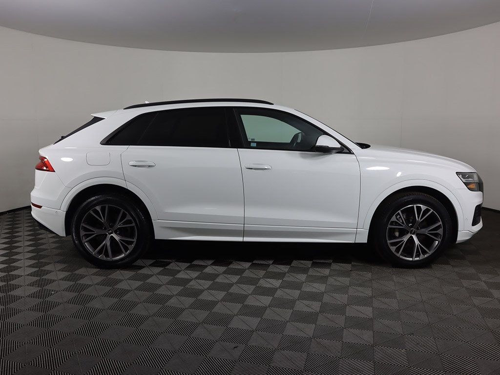 2021 Audi Q8 Premium 55 TFSI quattro - 22683151 - 17