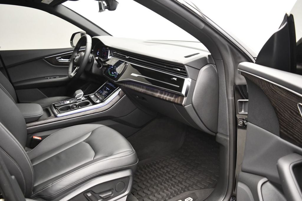2021 Audi Q8 Premium 55 TFSI quattro - 21156750 - 41