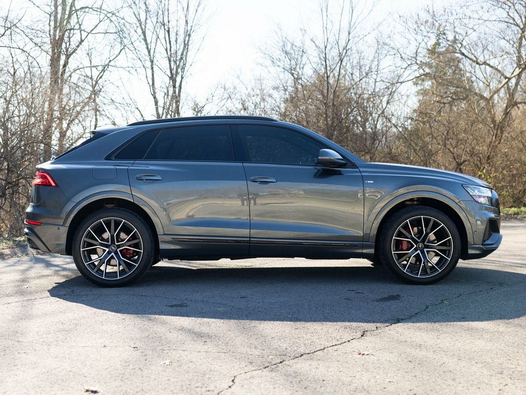 2021 Audi Q8 Premium Plus 55 TFSI, Executive Pack, S-Line+, Towing Pack - 22970712 - 10