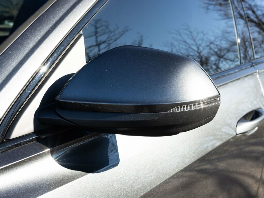 2021 Audi Q8 Premium Plus 55 TFSI, Executive Pack, S-Line+, Towing Pack - 22970712 - 21