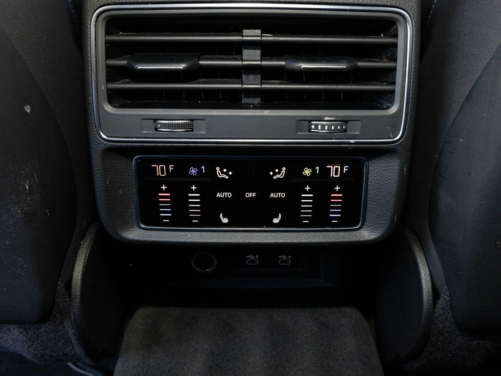 2021 Audi Q8 Premium Plus 55 TFSI, Executive Pack, S-Line+, Towing Pack - 22970712 - 54