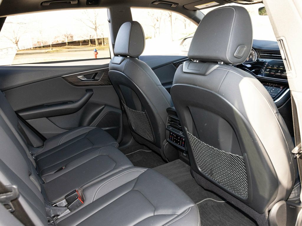 2021 Audi Q8 Premium Plus 55 TFSI, Executive Pack, S-Line+, Towing Pack - 22970712 - 63