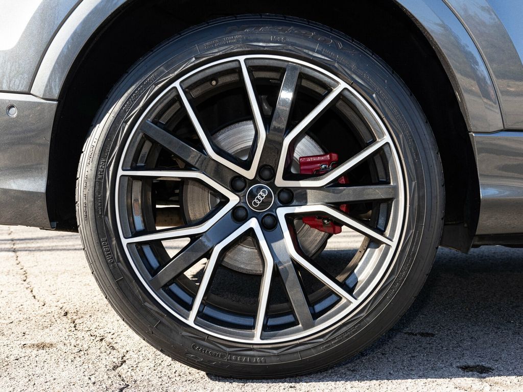 2021 Audi Q8 Premium Plus 55 TFSI, Executive Pack, S-Line+, Towing Pack - 22970712 - 73