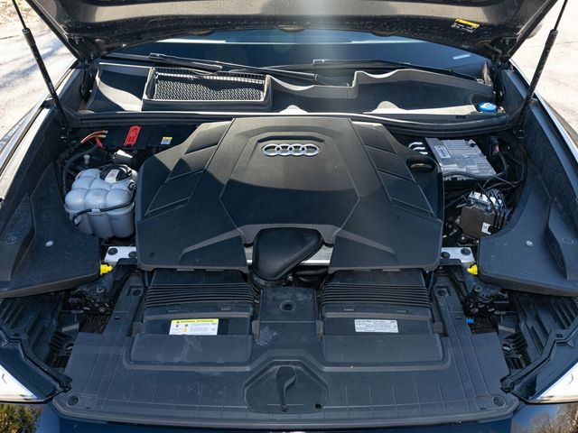 2021 Audi Q8 Premium Plus 55 TFSI, Executive Pack, S-Line+, Towing Pack - 22970712 - 79