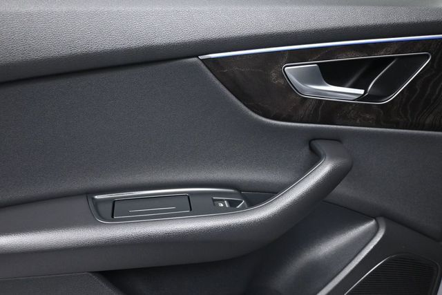 2021 Audi Q8 Premium Plus 55 TFSI quattro - 23056490 - 9