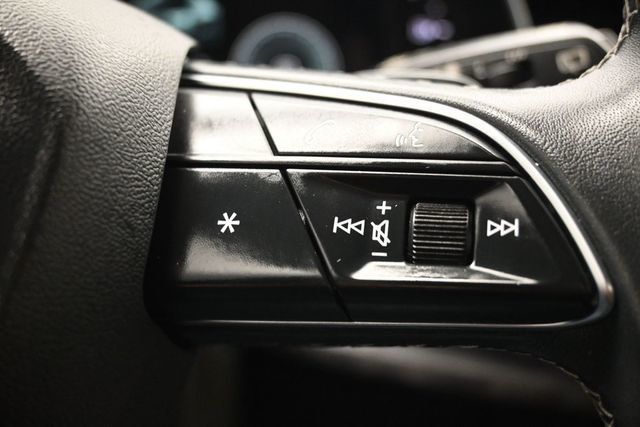 2021 Audi Q8 Premium Plus 55 TFSI quattro - 23056490 - 18