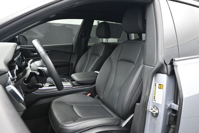 2021 Audi Q8 Premium Plus 55 TFSI quattro - 23056490 - 4