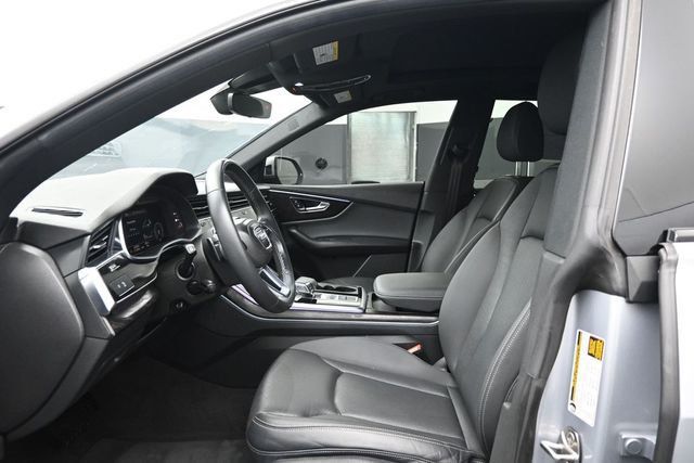 2021 Audi Q8 Premium Plus 55 TFSI quattro - 23056490 - 5