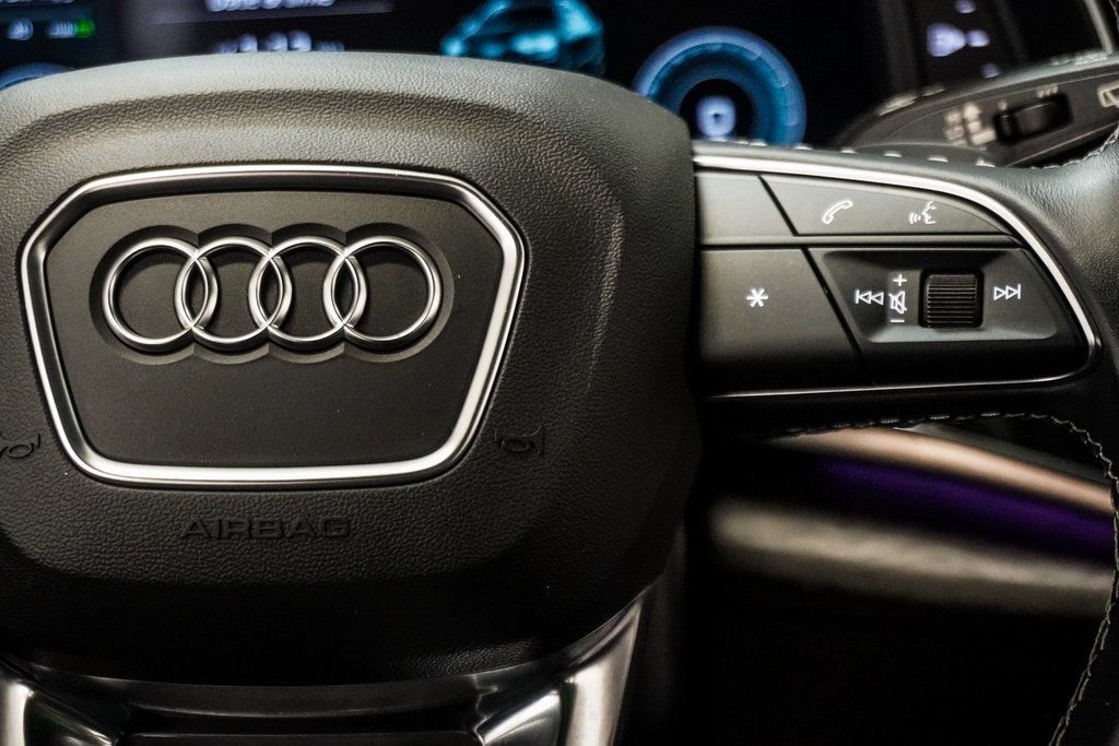 2021 Audi Q8 Premium Plus 55 photo 16