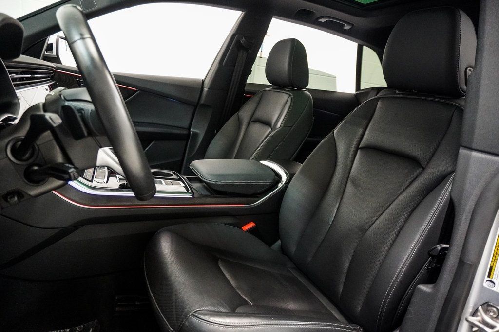 2021 Audi Q8 Premium Plus 55 photo 5