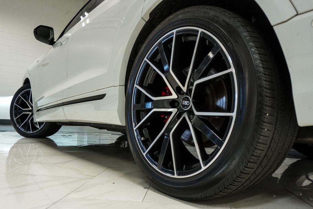2021 Audi Q8 55 Premium Plus photo 9