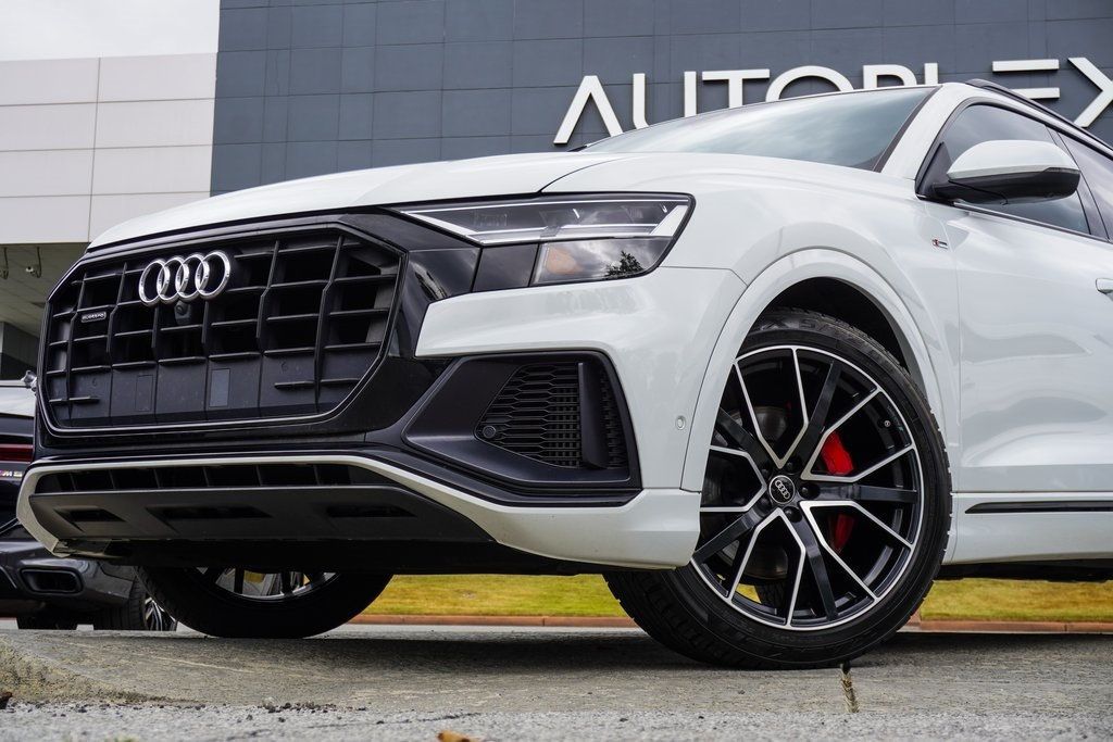 2021 Audi Q8 55 Premium Plus photo 2
