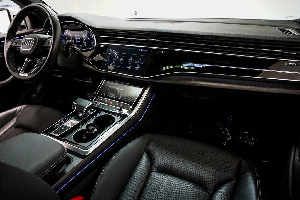 2021 Audi Q8 55 Premium Plus photo 24