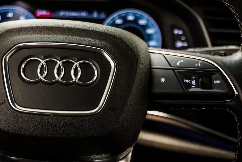 2021 Audi Q8 55 Premium Plus photo 28
