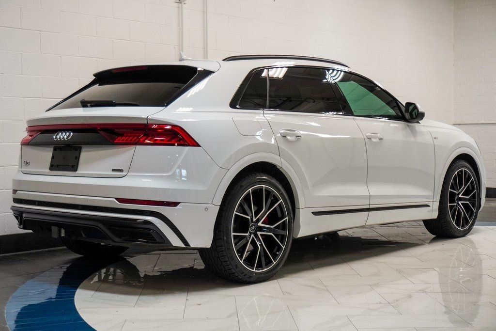 2021 Audi Q8 55 Premium Plus photo 5
