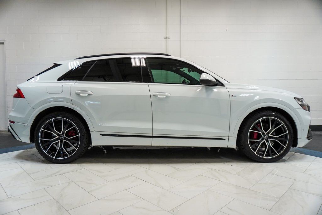 2021 Audi Q8 55 Premium Plus photo 8