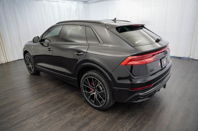 2021 Audi Q8 Premium Plus 55 TFSI quattro - 23045445 - 10