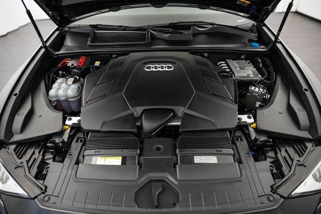 2021 Audi Q8 Premium Plus 55 TFSI quattro - 23045445 - 12