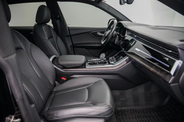 2021 Audi Q8 Premium Plus 55 TFSI quattro - 23045445 - 19