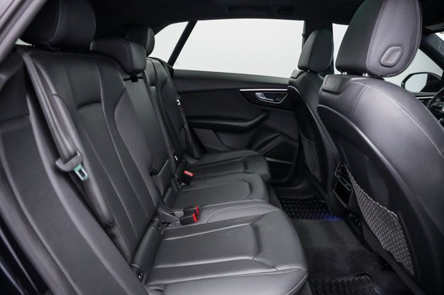 2021 Audi Q8 Premium Plus 55 TFSI quattro - 23045445 - 25