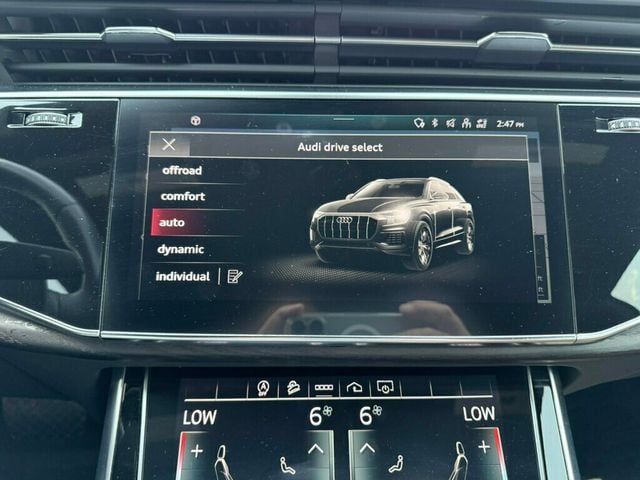 2021 Audi Q8 Premium Plus 55 TFSI quattro - 22896687 - 31