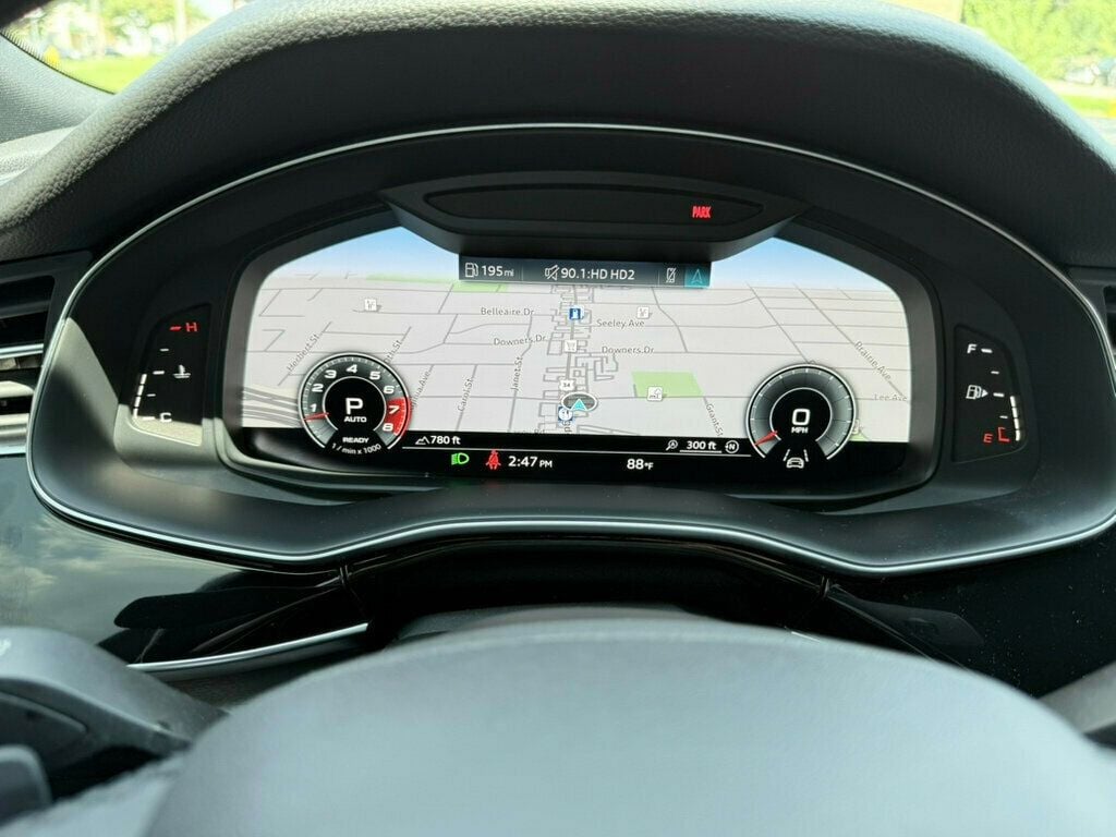 2021 Audi Q8 Premium Plus 55 photo 35
