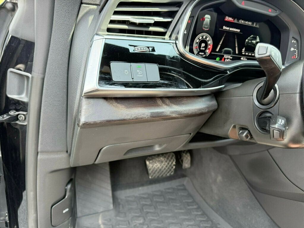 2021 Audi Q8 Premium Plus 55 photo 38