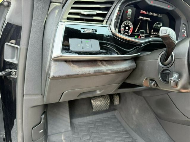 2021 Audi Q8 Premium Plus 55 TFSI quattro - 22896687 - 37