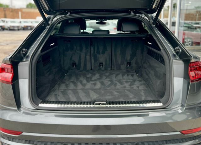2021 Audi Q8 Prestige 55 TFSI quattro - 22901568 - 6