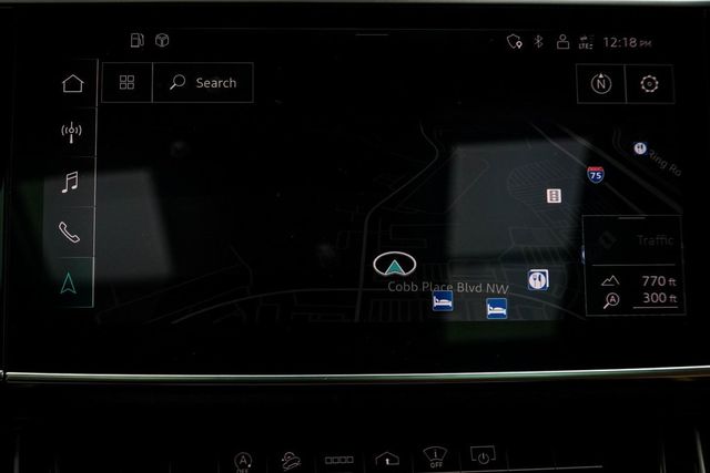 2021 Audi Q8 Prestige 55 TFSI quattro - 22947662 - 26