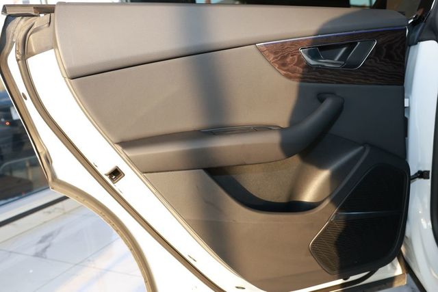 2021 Audi Q8 Prestige 55 TFSI quattro - 22982815 - 22
