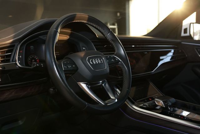 2021 Audi Q8 Prestige 55 TFSI quattro - 22982815 - 25