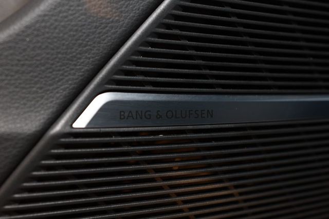 2021 Audi Q8 Prestige 55 TFSI quattro - 22982815 - 32