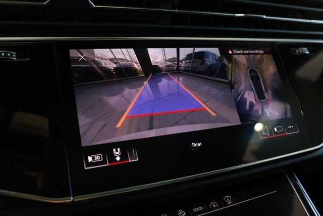 2021 Audi Q8 Prestige 55 TFSI quattro - 22982815 - 34