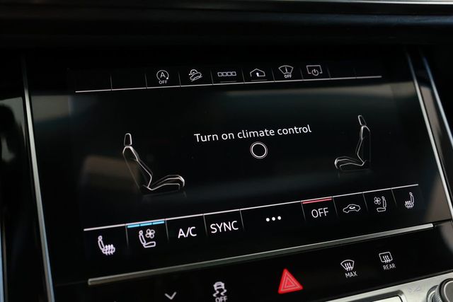 2021 Audi Q8 Prestige 55 TFSI quattro - 22982815 - 37