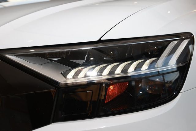 2021 Audi Q8 Prestige 55 TFSI quattro - 22982815 - 48