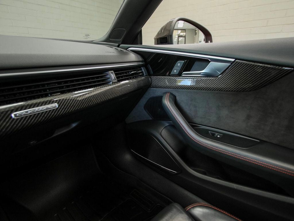 Audi RS 5 photo 22