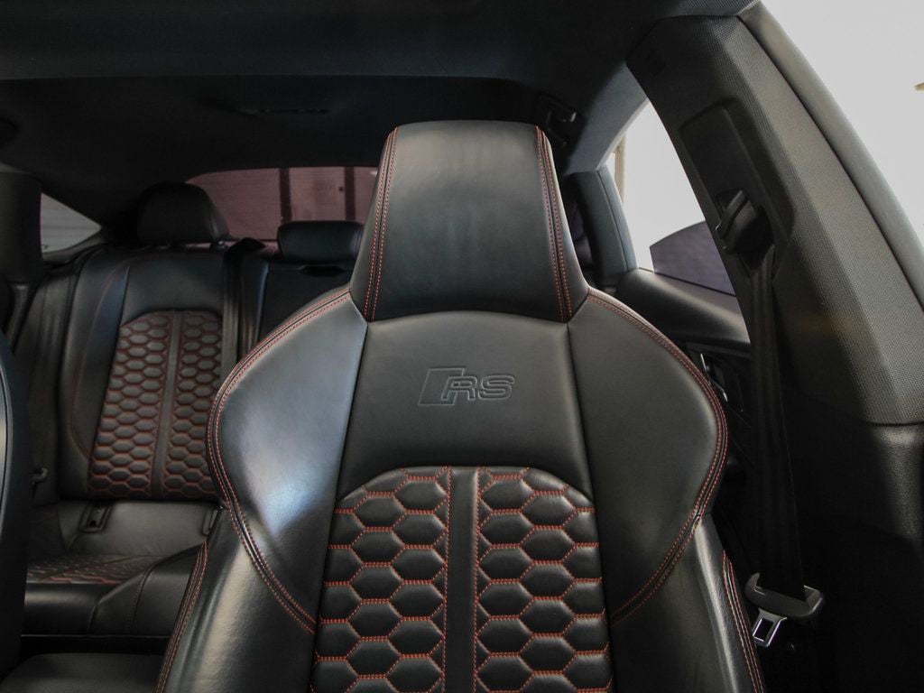 Audi RS 5 photo 25