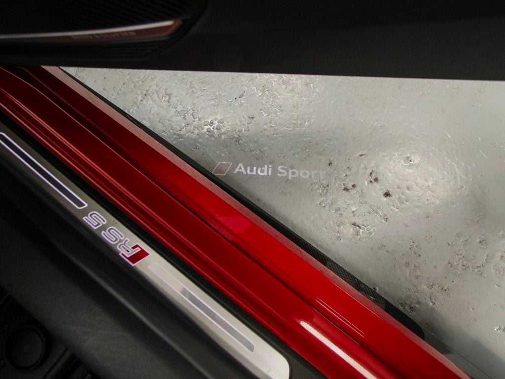 Audi RS 5 photo 31