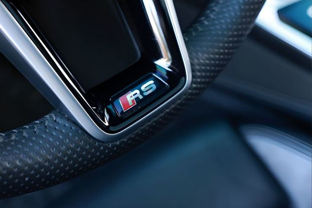 2021 Audi RS 7 4.0 TFSI quattro - 23041216 - 12