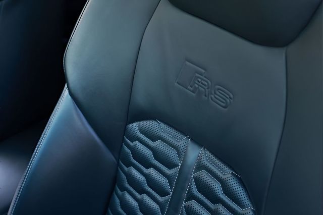 2021 Audi RS 7 4.0 TFSI quattro - 23041216 - 14