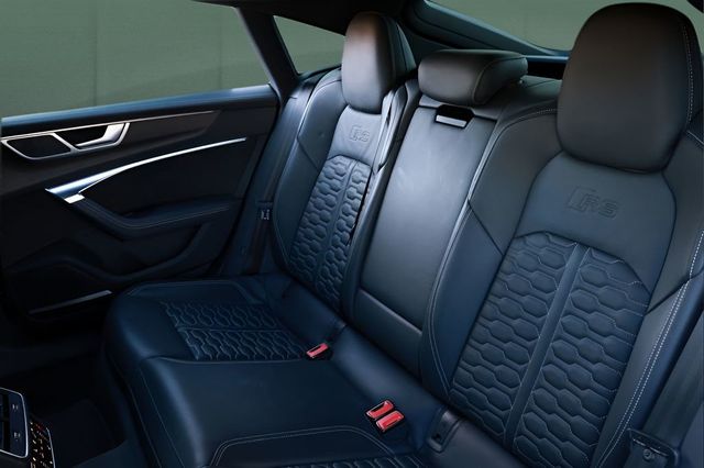 2021 Audi RS 7 4.0 TFSI quattro - 23041216 - 18