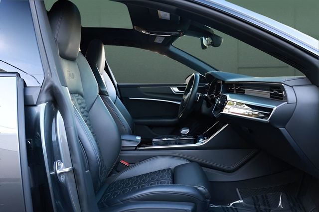 2021 Audi RS 7 4.0 TFSI quattro - 23041216 - 21